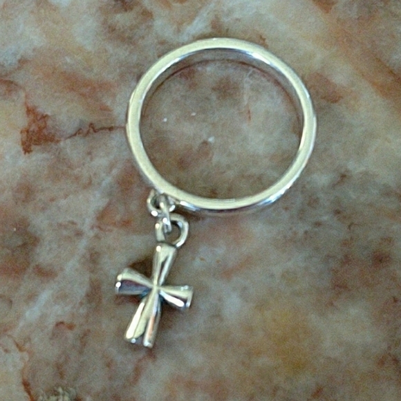 James Avery Jewelry - Retired James Avery dangle Cross Ring - size 7.5